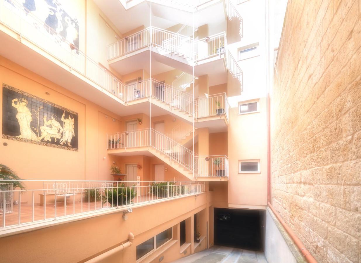 Apartment Il Cortile Delle Esperidi